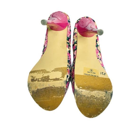 Farenheight Floral Round Toe Platform Pumps size 8 - Picture 5 of 5